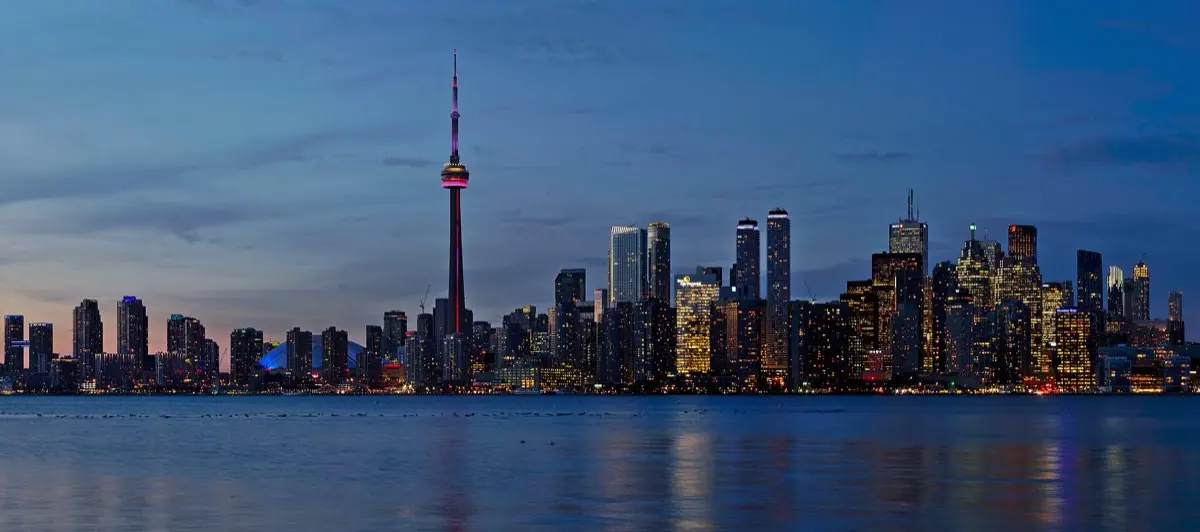 CN Tower & Downtown Skyline