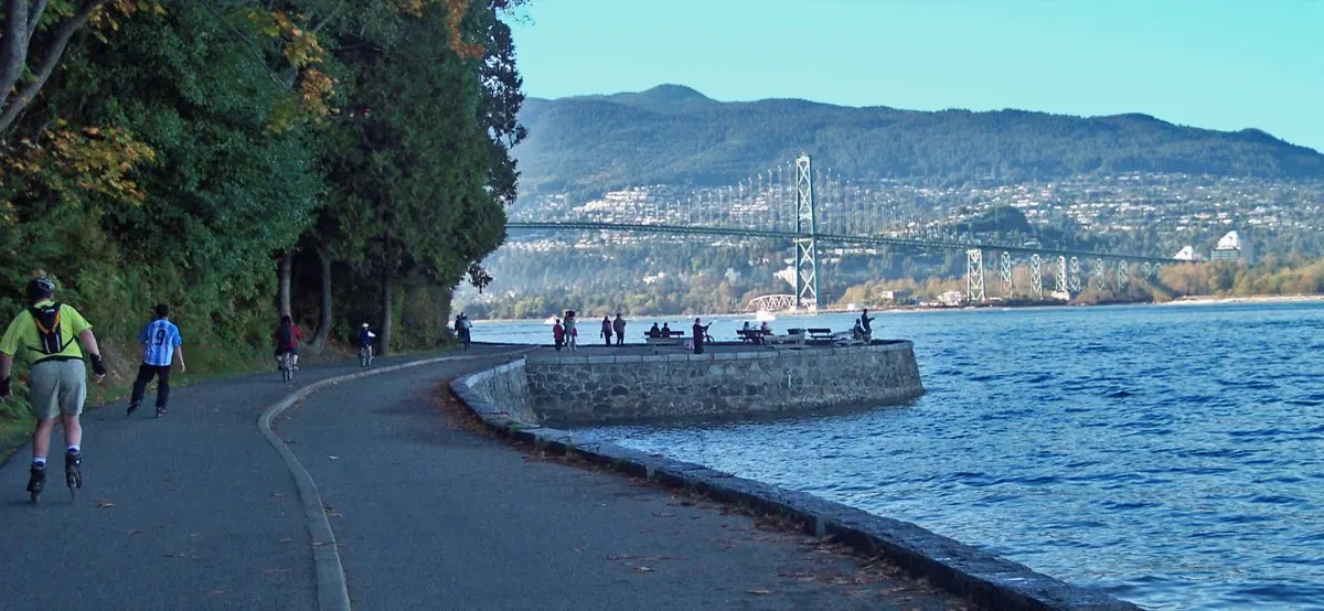 Vancouver City Private Tour — photo 3